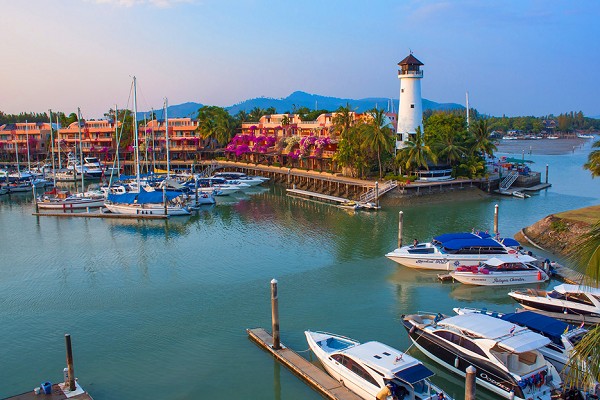 普吉游艇俱樂部（Boat Lagoon Marina）