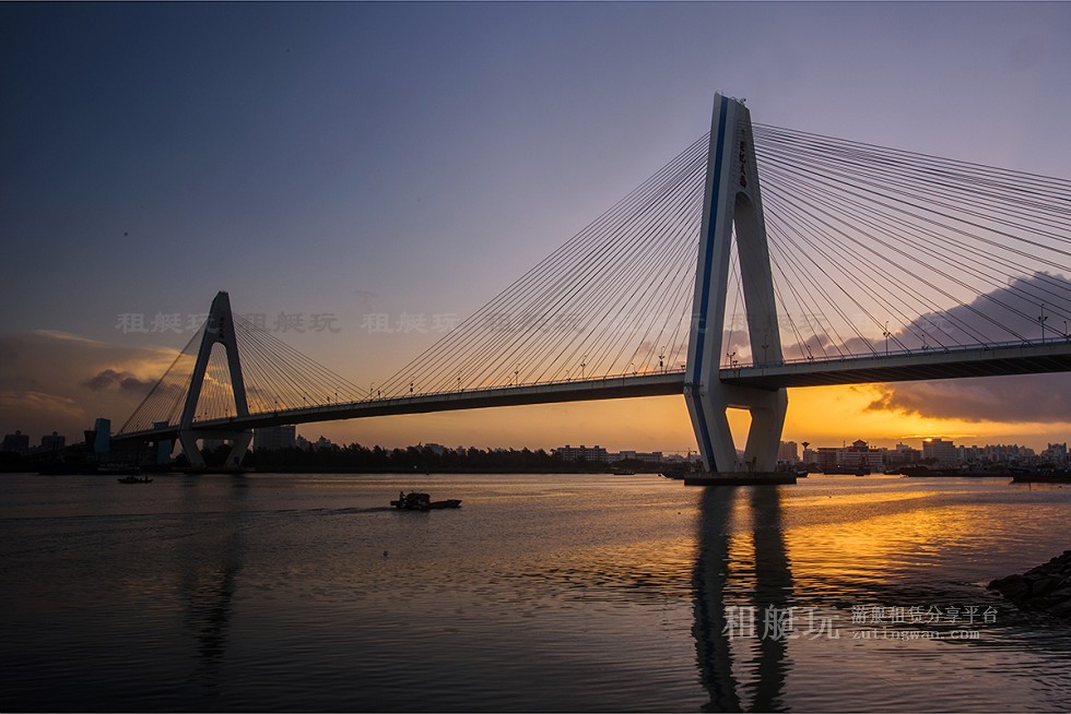 新埠島國際游艇碼頭→白沙門公園→世紀大橋→萬綠園→秀英港→西海岸會展中心