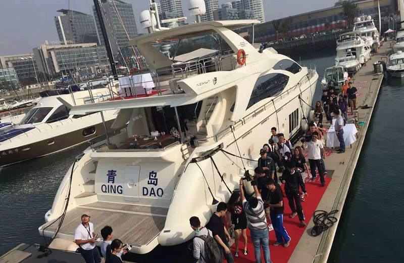 意大利Azimut 82英尺